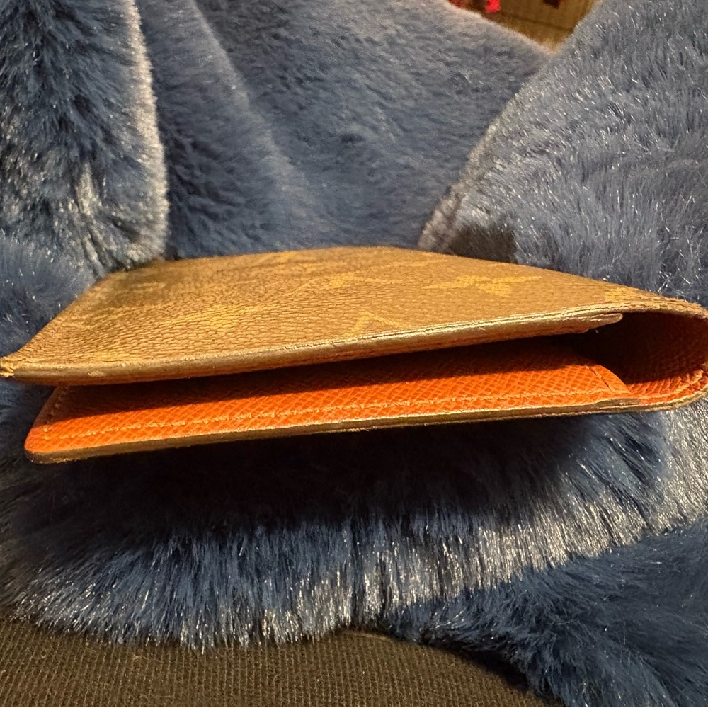 Louis Vuitton Vintage Tan Leather Wallet/ Cardholder - Picture 7 of 14